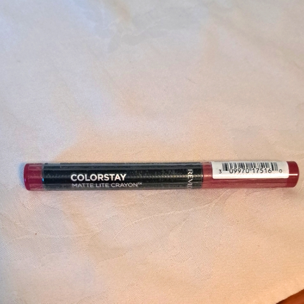 Revlon ColorStay Lip Crayon 010 Air Kiss